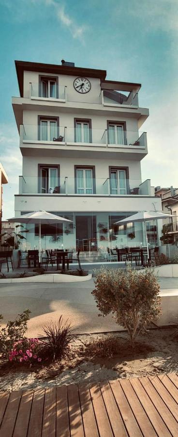 Hotel Brienz Bellaria-Igea Marina Exteriör bild