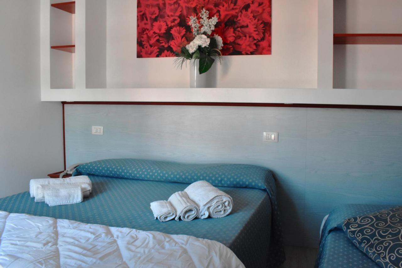 Hotel Brienz Bellaria-Igea Marina Exteriör bild